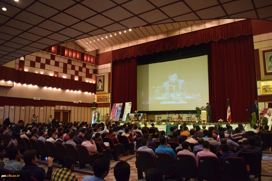 برگزاری همایش بزرگ حمایت از دستاوردهای هسته ای : تدبیر و اقتدار هسته ای خواسته ی فرهنگیان ، دانشجویان و دانش آموزان استان فارس