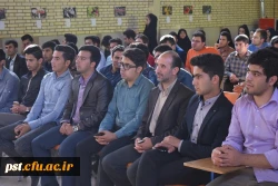 به همت دانشجویان دانشگاه فرهنگیان شهید مطهری شیراز نمایشگاه عکسی با هدف کمک به خیریه و افراد معلول ذهنی دردانشگاه شهید باهنر شیراز برگزار شد .