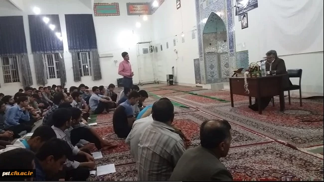 جلسه پرسش و پاسخ با حضور مدیر کل امور پردیس های دانشگاه فرهنگیان