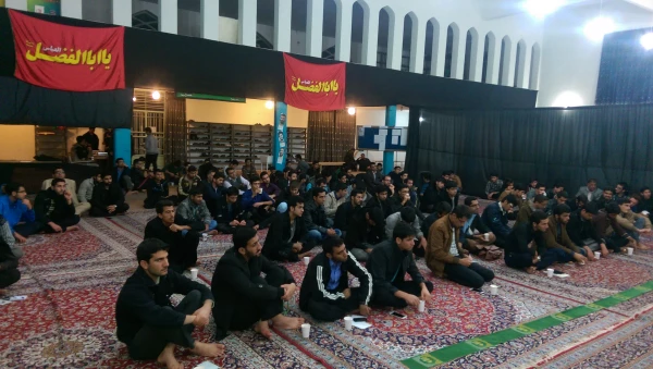 برگزاری نشست بصیرتی با موضوع تحلیل و بررسی مسائل روز در مسجد دانشگاه 4