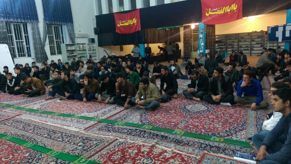 برگزاری نشست بصیرتی با موضوع تحلیل و بررسی مسائل روز در مسجد دانشگاه 9