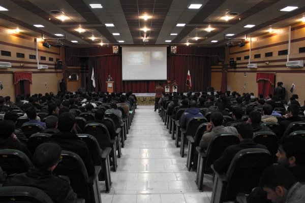 همایش بزرگداشت روزدانشجو با حضور مسئولین دانشگاه فرهنگیان استان فارس  در سالن اجنماعات  مرکز آموزش عالی شهید مطهری (ره) شیراز برگزار گردید. 3