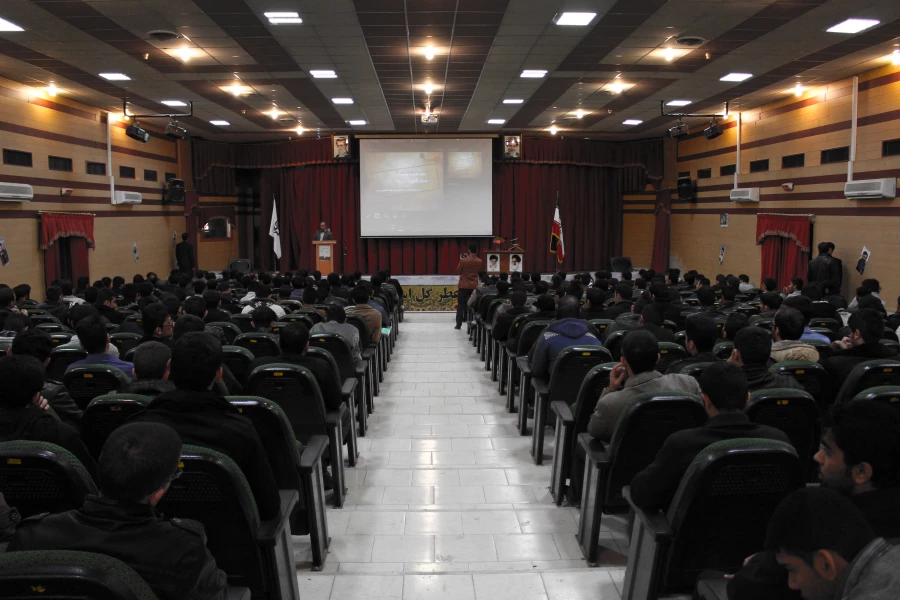 همایش بزرگداشت روزدانشجو با حضور مسئولین دانشگاه فرهنگیان استان فارس  در سالن اجنماعات  مرکز آموزش عالی شهید مطهری (ره) شیراز برگزار گردید. 3