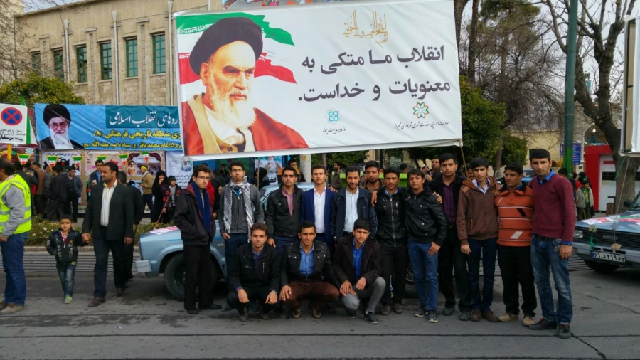 حضور پرشکوه دانشجومعلمان دانشگاه فرهنگیان شهید مطهری (ره ) شیراز در راهپیمایی 22 بهمن  4