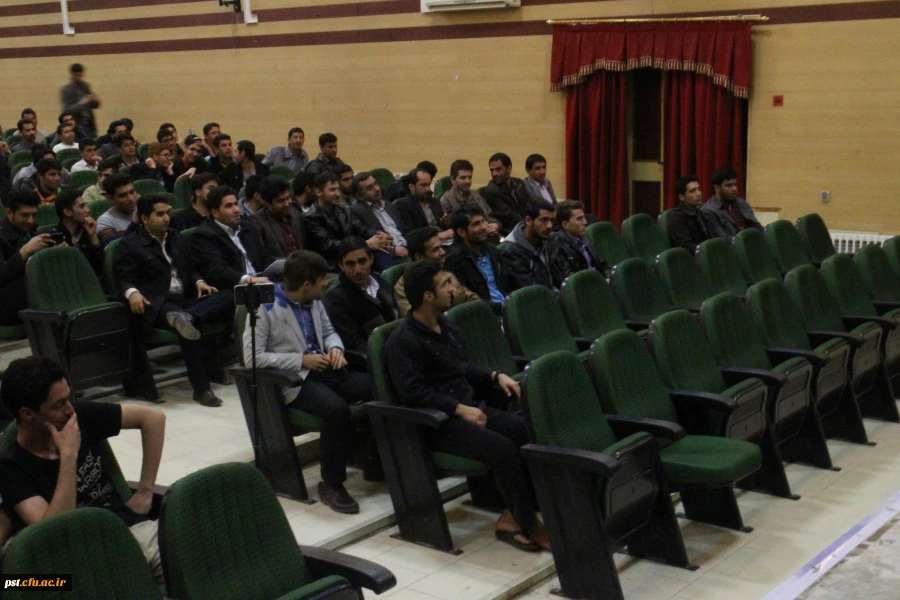 برگزاری مراسم شب شعر دانشجویی 2