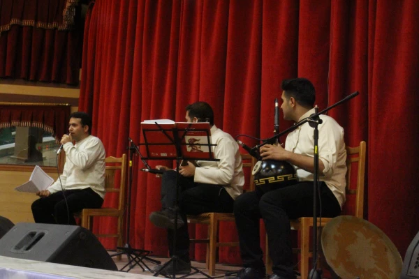 برگزاری مراسم شب شعر دانشجویی 3