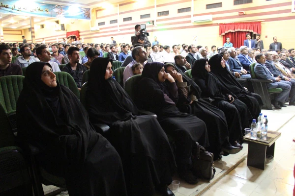 همایش بزرگداشت روز معلم با حضور مدیر کل محترم آموزش و پرورش فارس و مسولین استانی دانشگاه فرهنگیان  در مرکز شهید مطهری (ره) برگزار گردید 2