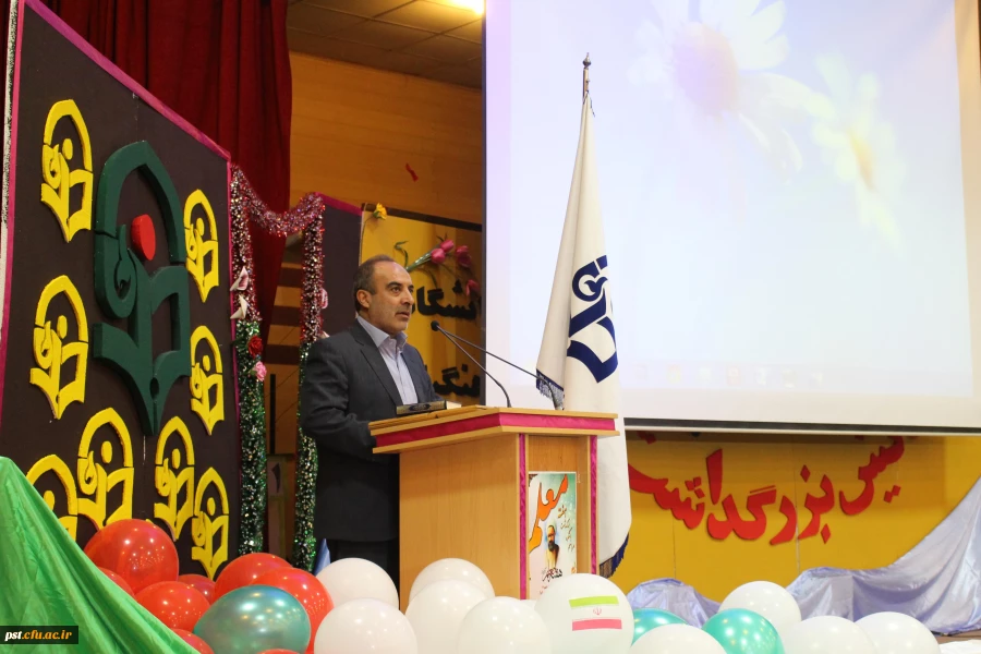 همایش بزرگداشت روز معلم با حضور مدیر کل محترم آموزش و پرورش فارس و مسولین استانی دانشگاه فرهنگیان  در مرکز شهید مطهری (ره) برگزار گردید 2