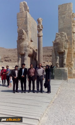 برگزاری اردوی سیاحتی تخت جمشید ویژه  دانشجومعلمان جدیدالورود سال تحصیلی 1398-1397