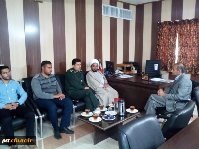 نشست صمیمی سرپرست محترم دانشگاه با فرمانده سپاه و نماینده ولی فقیه در سپاه زرقان پیرامون مسایل دانشگاه و تعامل دوسویه