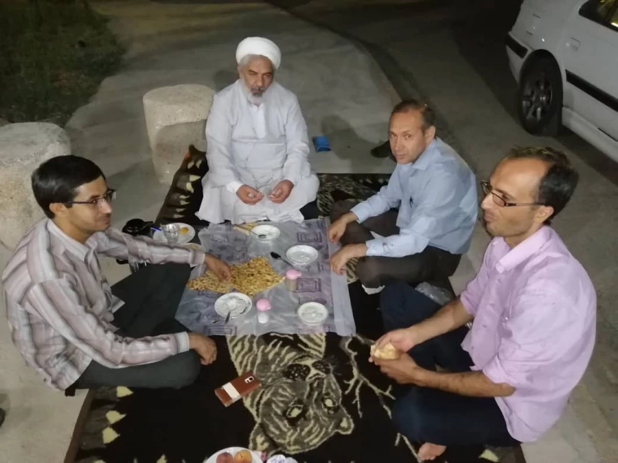 بازدید سرپرست محترم دانشگاه جناب آقای دکتر علیدادی و نماینده مقام معظم رهبری در روز تعطیل مرکز