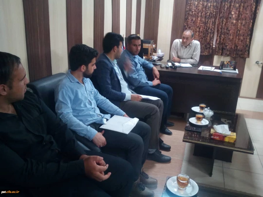 جلسه با مسئول بسیج دانشجویی زرقان با محوریت هفته دفاع مقدس