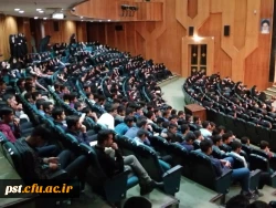 شرکت دانشجومعلمان جدیدالورود  سال تحصیلی 99-98در آیین استقبال از دانشجومعلمان مراکز و پردیس های دانشگاه فرهنگیان استان 