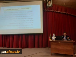 نشست صمیمی مسئول حراست دانشگاه فرهنگیان فارس با دانشجومعلمان بمناسبت هفته نیروی انتظامی