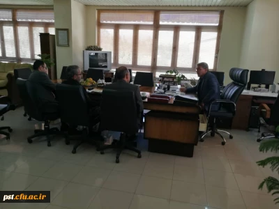 جلسه ریاست محترم دانشگاه جناب آقای دکتر علیدادی با مدیر عامل پالایشگاه گاز 