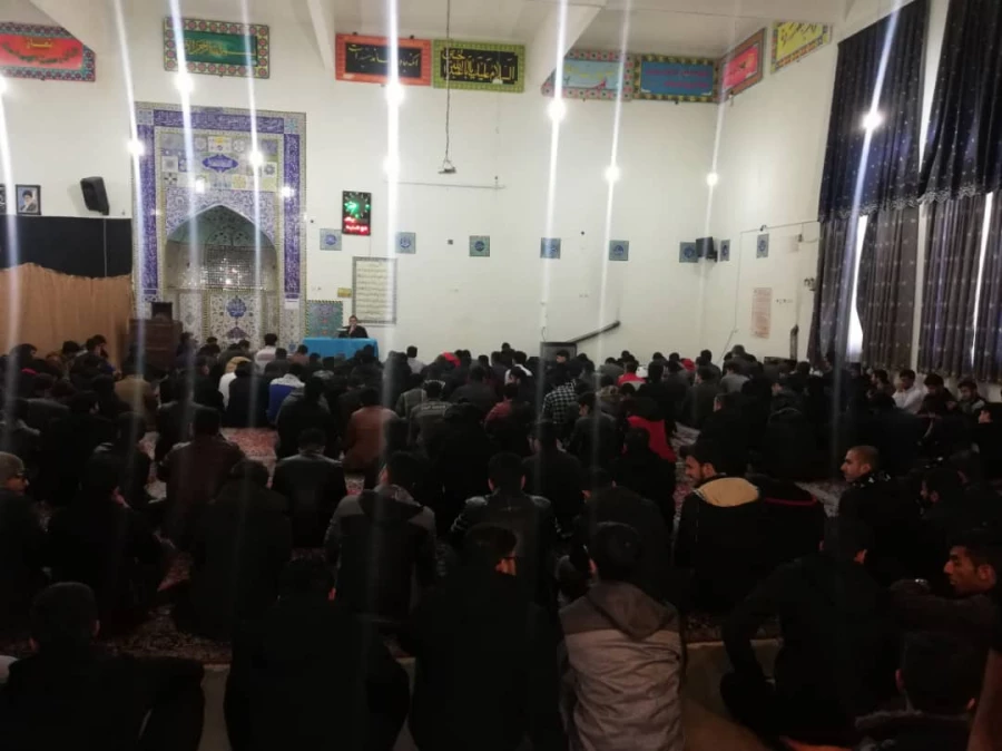 جلسه مسئولین دانشگاه با دانشجومعلمان بمناسبت پایان ترم اول و موارد توجیهی (آموزشی،فرهنگی،رفاهی و ..) برای نیمسال دوم تحصیلی 99-98