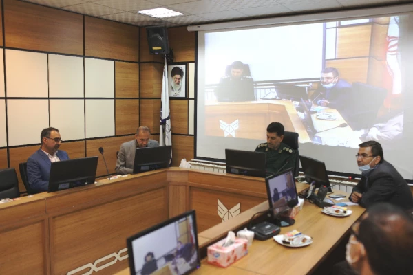 حضور ریاست محترم دانشگاه جناب آقای دکتر علیدادی  در مراسم تکریم و معارفه مسئولان قدیم و جدید بسیج دانشجویی شهرستان زرقان با جمعی از  مسئولان دانشگاه ها و فرمانده بسیج سپاه زرقان