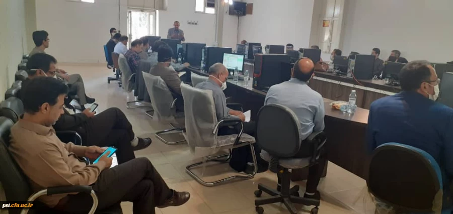 جلسه کارگروه آموزشی محتوای الکترونیک با حضور اساتید و ریاست محترم دانشگاه 