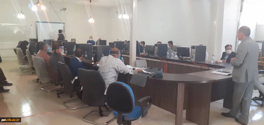 جلسه کارگروه آموزشی محتوای الکترونیک با حضور اساتید و ریاست محترم دانشگاه 