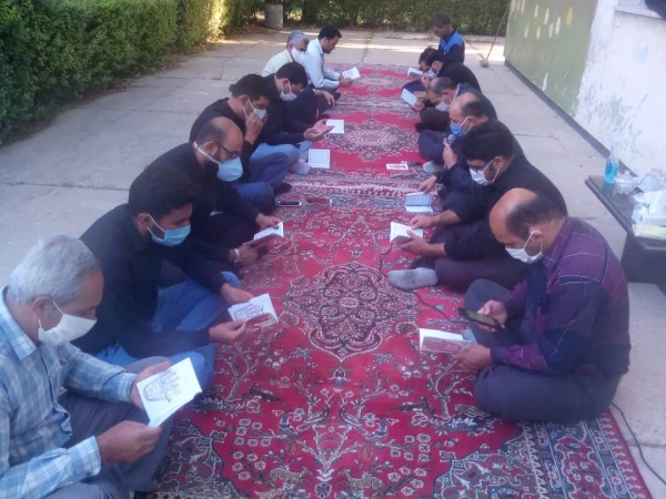 برگزاری مراسم ماه محرم و زیارت عاشورا با حضور همکاران اداری 