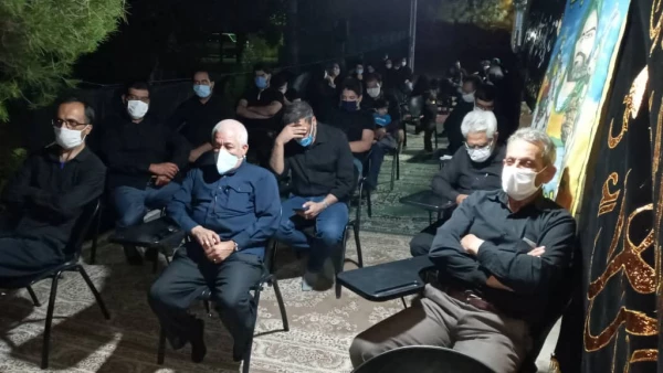 برگزاری مراسم ماه محرم و زیارت عاشورا با حضور همکاران اداری 