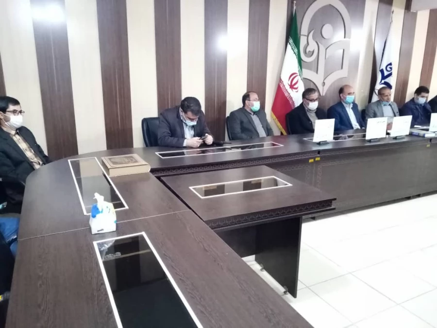 گزارش برگزاری جلسه توجیهی بخش های مختلف اداری دانشگاه با دانشجومعلمان ورودی 97-98-99 