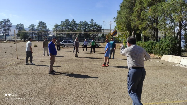 سه شنبه های شاد ورزشی کارکنان مرکز شهید مطهری شیراز 3