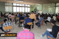 بازدید ریاست محترم مرکز شهید مطهری در دومین روز برگزاری امتحانات پایان ترم 8