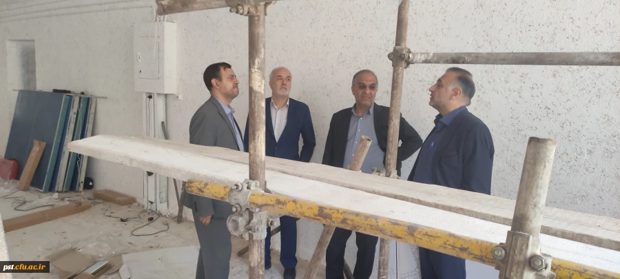 بازدید مسئولین استان از مرکز شهید مطهری شیراز 7