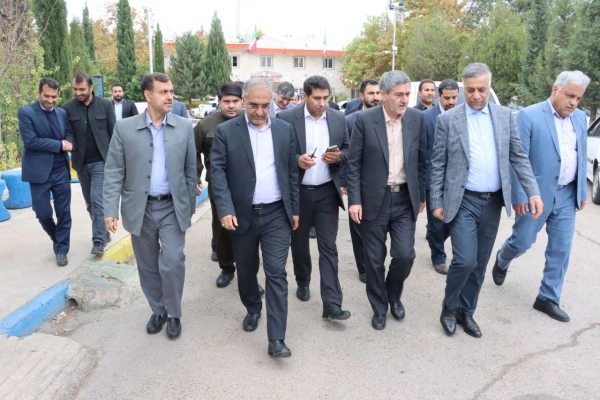  بازدید مسئولین استانی و کشوری از مرکز شهید مطهری شیراز 3