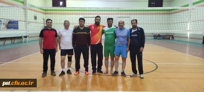 به مناسبت گرامیداشت هفته بسیج جام والیبال در دانشگاه فرهنگیان فارس برگزار گردید.