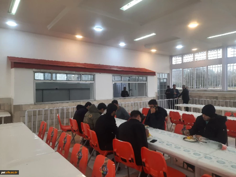 10خرید میز و صندلی و تجهیز سلف شهید احمدی روشن 4