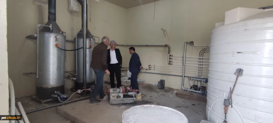 12تهیه مخازن آب و پمپ آب خوابگاه شهید احمدی روشن 4