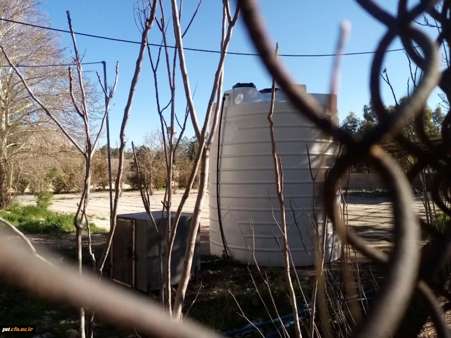 12تهیه مخازن آب و پمپ آب خوابگاه شهید احمدی روشن 5