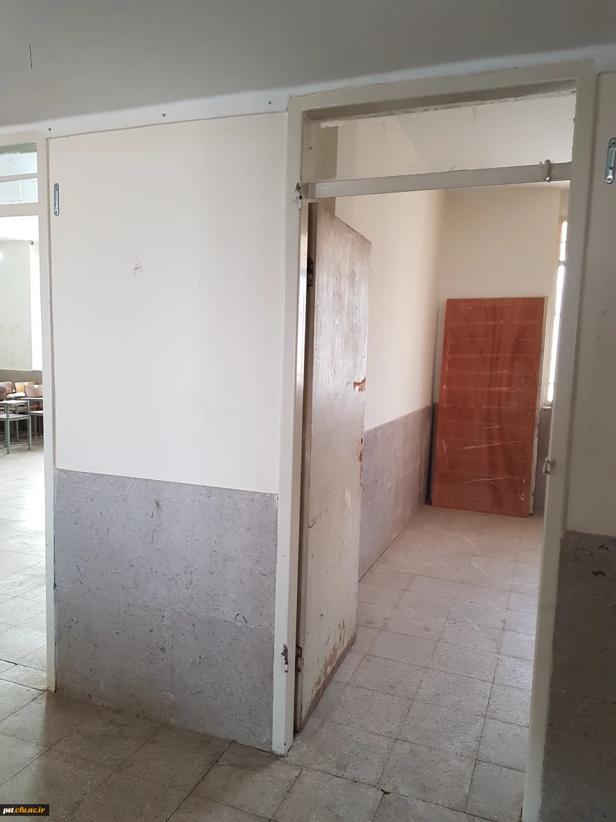 16تهیه و نصب درب کلاس های آموزشی 10