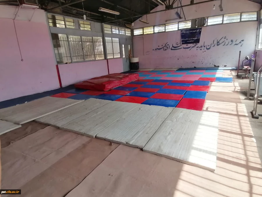 21راه اندازی سالن ورزش های رزمی و آمادگی جسمانی با نصب بیش از 200مترمربع تاتمی 2
