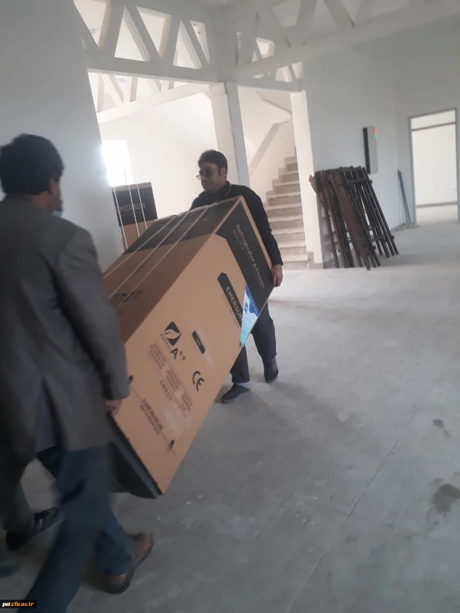 34تهیه بیش از 52 دستگاه یخچال خوابگاهی جهت خوابگاه شهید چمران 3