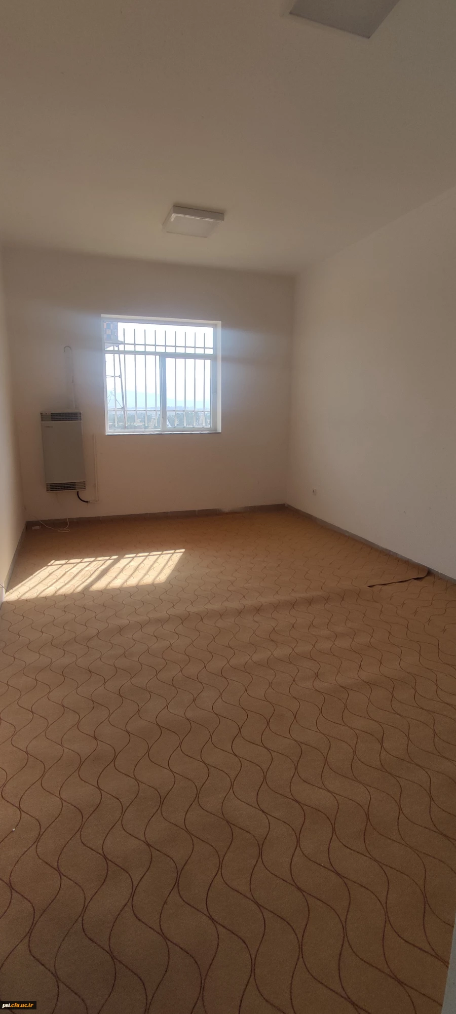 44خرید تجهیزات شامل ۶۵۰ تخت دو طبقه، ۶۵۰ تشک، ۵۵۰ صندلی، ۱۰۰ چوب لباسی ایستاده ، 100 عدد جاکفشی ، ۲۰۰۰ متر مربع موکت ، ۱۰۰ عدد جاکفشی،  40 عدد کمد خوابگاهی، 5