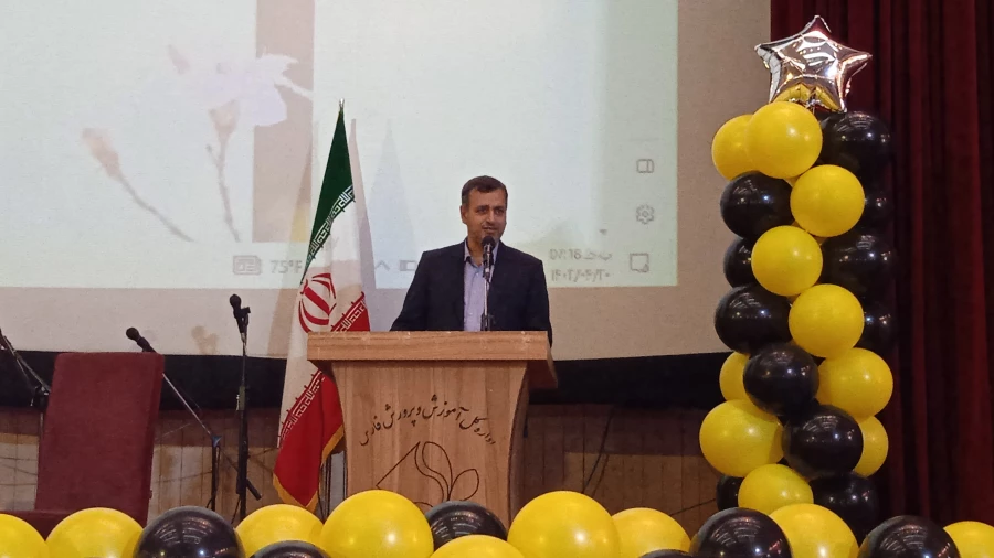 برگزاری آیین دانش آموختگی دانشجومعلمان ورودی ۹۸ واحد دانشگاهی شهید مطهری شیراز