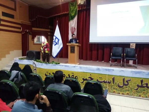 جلسه توجیهی آیین نامه آموزشی در واحد دانشگاهی شهید مطهری شیراز