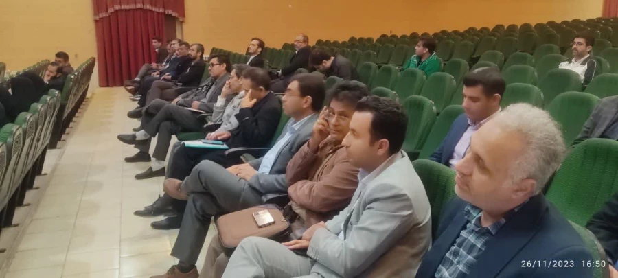 جلسه هم اندیشی اساتید