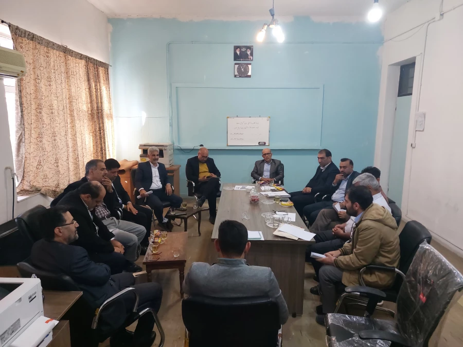 جلسه آموزشی [هماهنگی برگزاری امتحانات پایان ترم 4021 و تنظیم برنامه های ترم آینده]