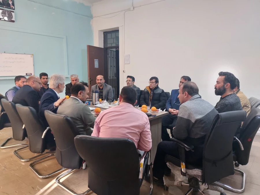 جلسه نهایی هماهنگی و توجیهی کمیته برگزاری امتحانات پایان ترم4021