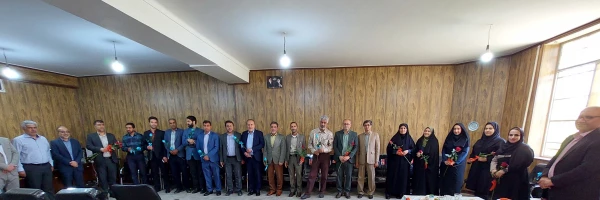 تقدیر از اساتید و اعضای هیئت علمی دانشگاه فرهنگیان واحد شهید مطهری شیراز به مناسبت روز معلم و (بزرگداشت سالروز شهادت استاد شهید مطهری)