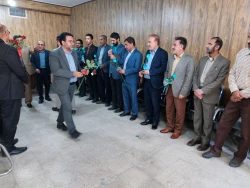 تقدیر از اساتید و اعضای هیئت علمی دانشگاه فرهنگیان واحد شهید مطهری شیراز به مناسبت روز معلم و (بزرگداشت سالروز شهادت استاد شهید مطهری)