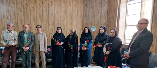 تقدیر از اساتید و اعضای هیئت علمی دانشگاه فرهنگیان واحد شهید مطهری شیراز به مناسبت روز معلم و (بزرگداشت سالروز شهادت استاد شهید مطهری)