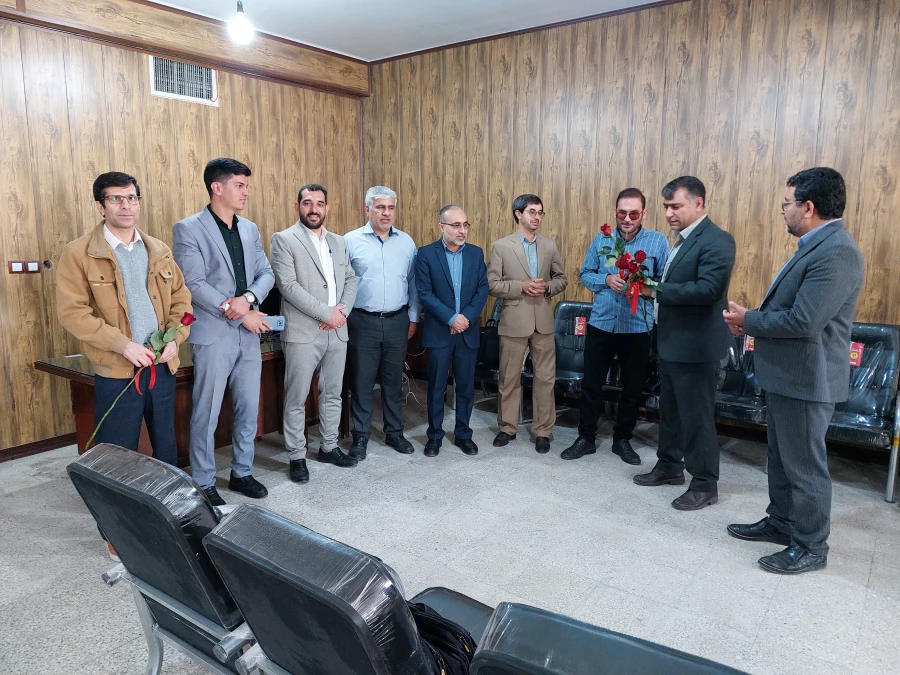 تقدیر از اساتید و اعضای هیئت علمی دانشگاه فرهنگیان واحد شهید مطهری شیراز به مناسبت روز معلم و (بزرگداشت سالروز شهادت استاد شهید مطهری)