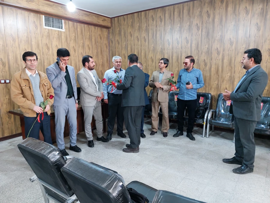 تقدیر از اساتید و اعضای هیئت علمی دانشگاه فرهنگیان واحد شهید مطهری شیراز به مناسبت روز معلم و (بزرگداشت سالروز شهادت استاد شهید مطهری)