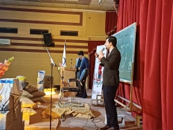 برگزاری بزرگداشت یادمان شهدا در واحد دانشگاهی شهید مطهری شیراز