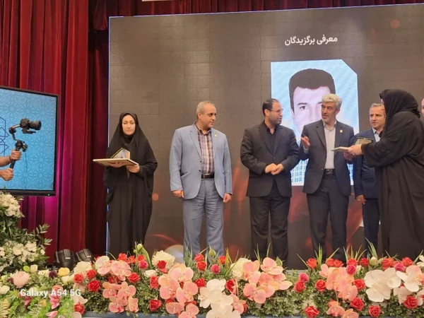 درخشش دانشگاه فرهنگیان فارس در دوازدهمین جشنواره ملی پژوهش و فناوری دانشگاه فرهنگیان